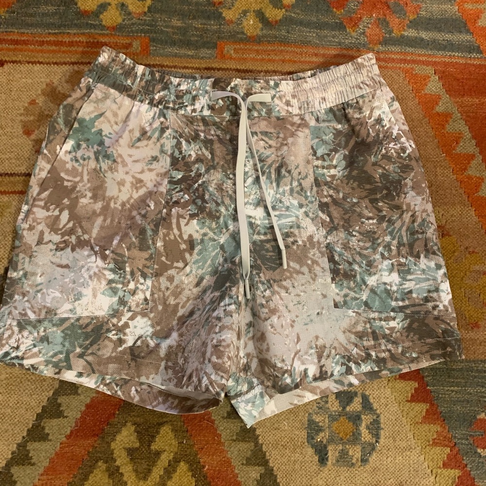 Men's Green Bowline Short 5" Ventlight Mesh size medium